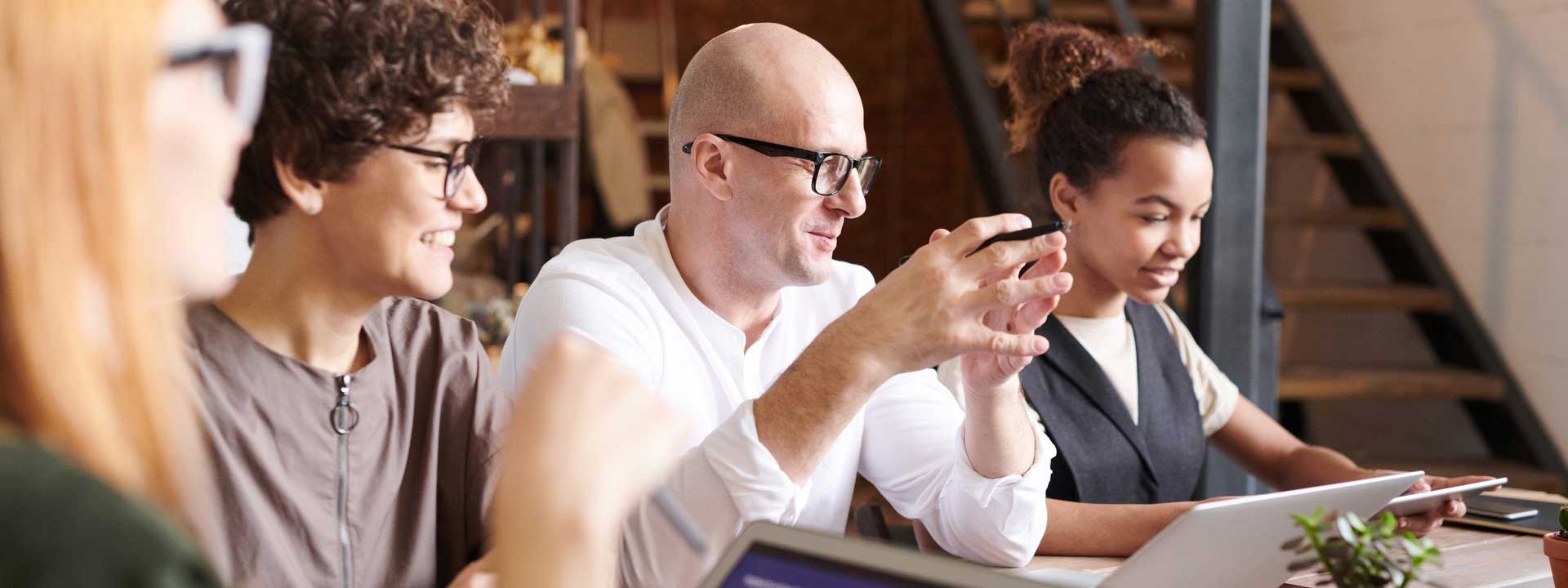 Affordable IT solutions for French enterprises by Inovixus Cloud and automation services in France AI and machine learning solutions in France DevOps and CI/CD services for French businesses Managed IT services and support by Inovixus