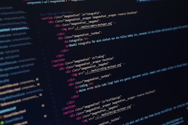 HTML CSS website development by Inovixus HTML structure example for web page CSS styling and responsive design layout Modern website design using HTML and CSS Frontend web development services by Inovixus